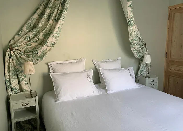 Bed & Breakfast De Charme Calme Au Coeur De La