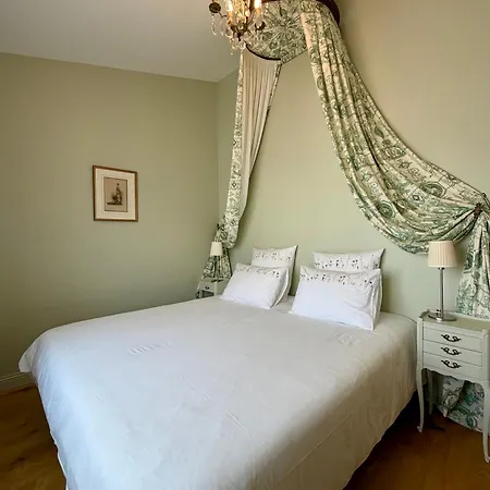 Bed & Breakfast De Charme Calme Au Coeur De La *