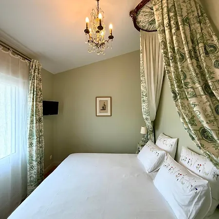 De Charme Calme Au Coeur De La Bed & Breakfast