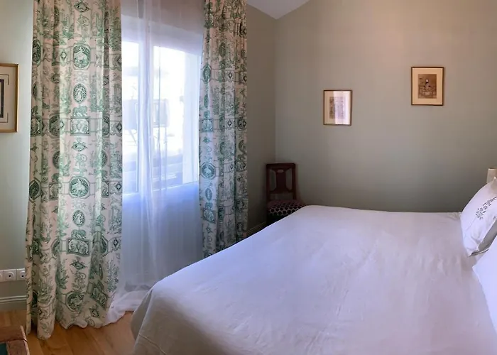 De Charme Calme Au Coeur De La